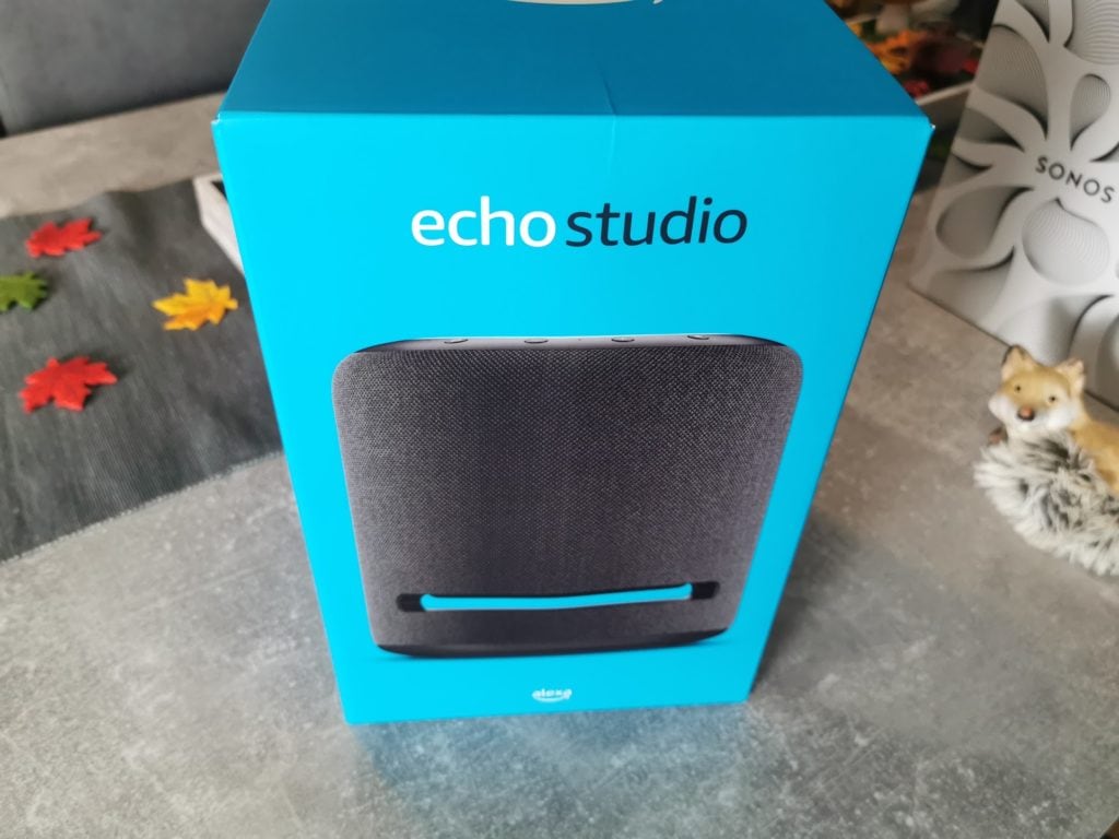 Echo Studio Verpackung vorne