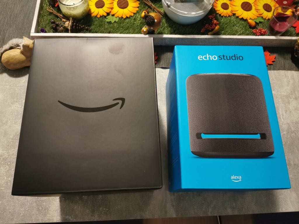 Verpackung Echo Sub und Echo Studio