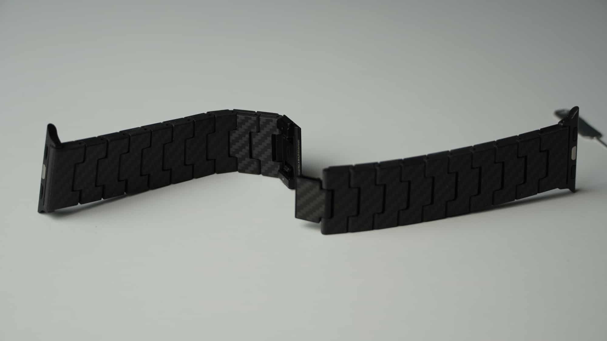 apple watch carbon armband pitaka modern und retro im test detail