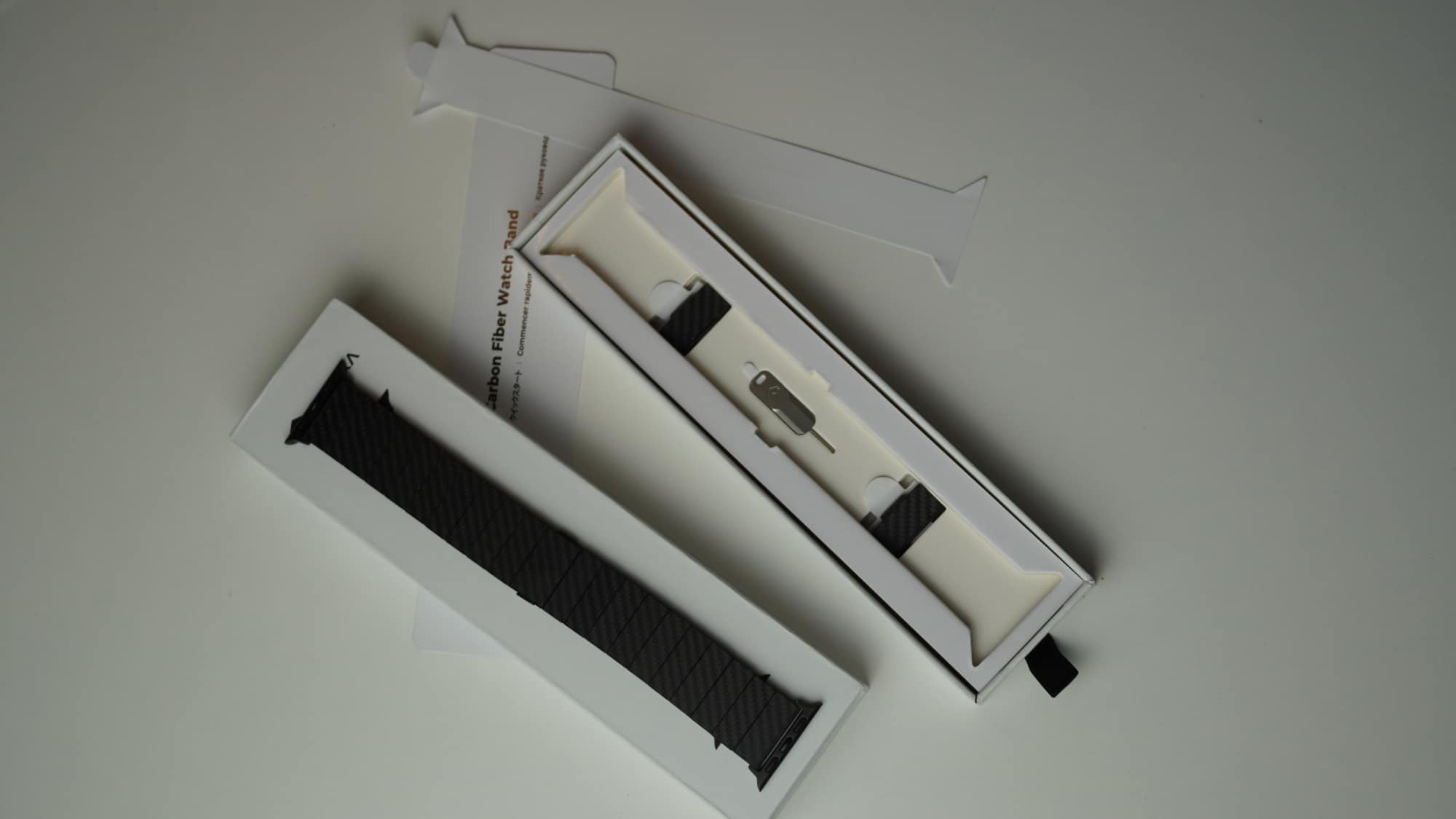 apple watch carbon armband pitaka modern und retro im test lieferumfang